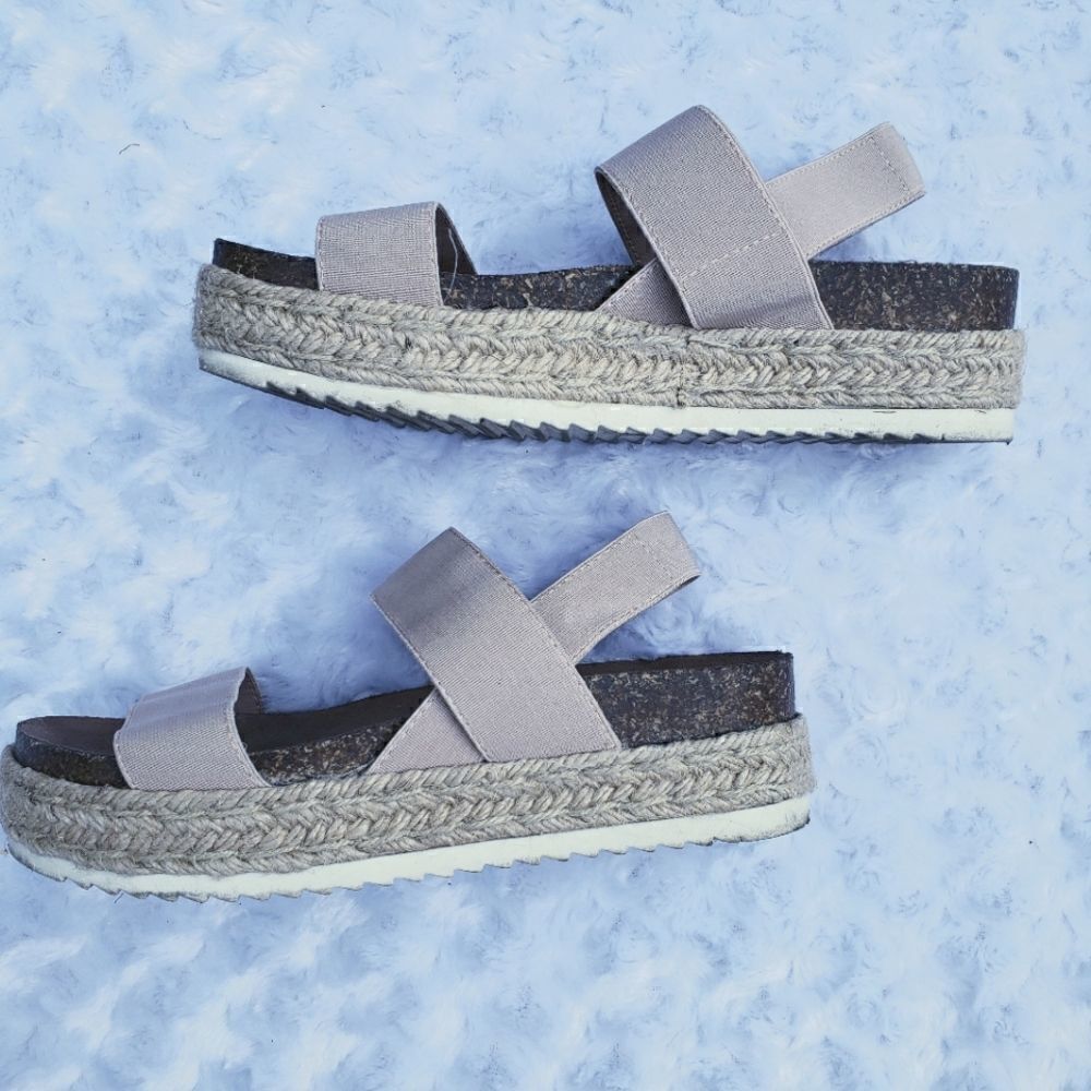 Madden Girl Size 6.5M Cybell Faux Suede Light Pink Platform Espadrille Sandals